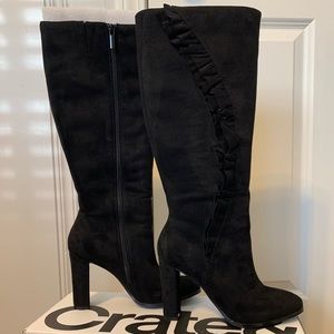 Black Velvet Heeled Boots with Ruffle